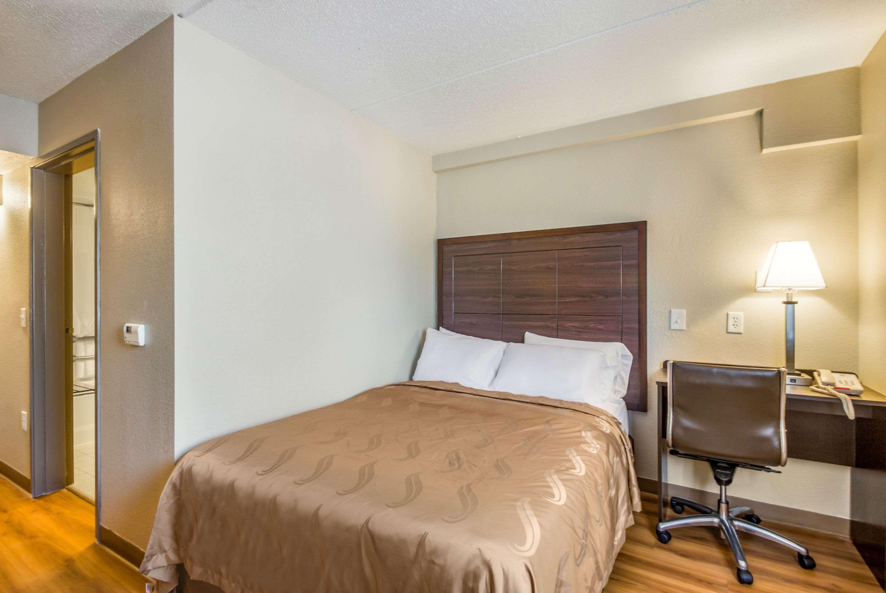 Americinn By Wyndham Madison Wi Esterno foto