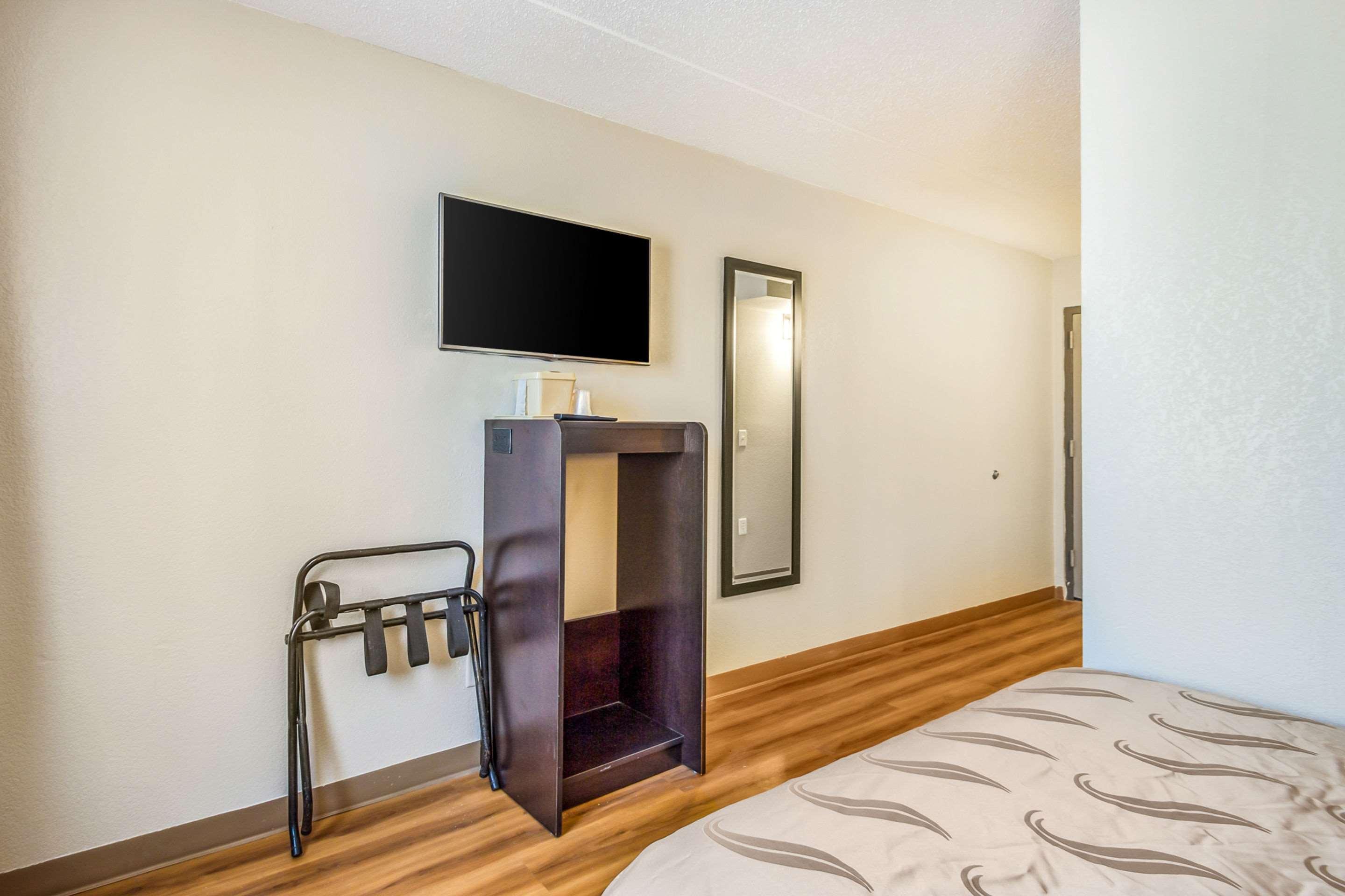 Americinn By Wyndham Madison Wi Esterno foto