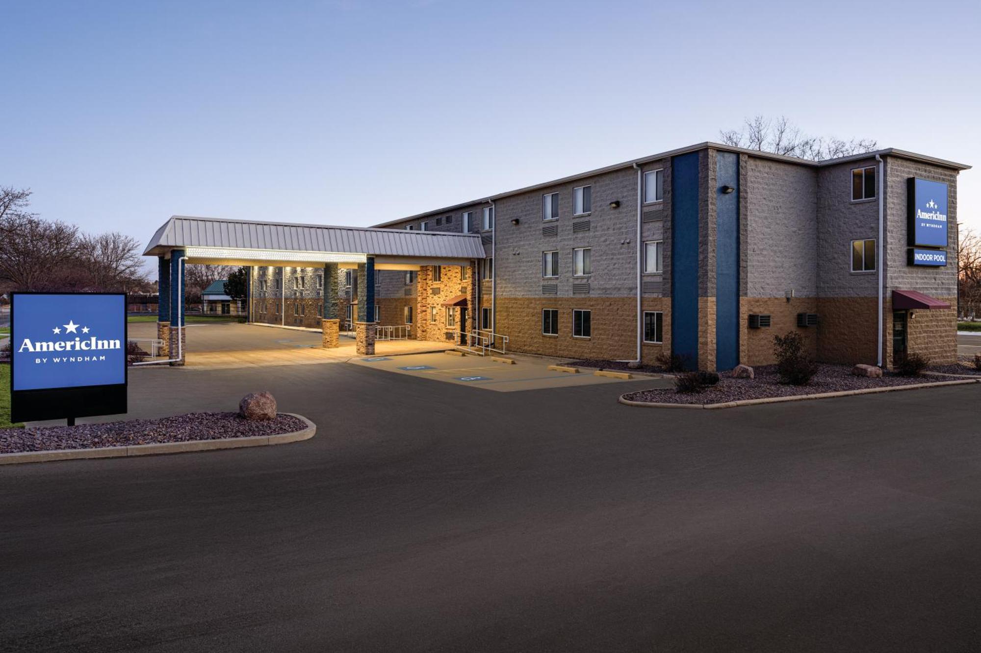 Americinn By Wyndham Madison Wi Esterno foto